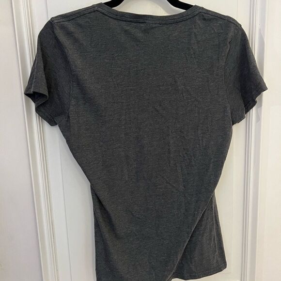 Mom of 3 Boys t-shirt in small - Picture 3 of 4